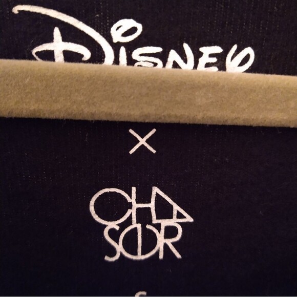 NEW Disney Villains Ursula Black Knit Cropped Drop Shoulder Sweater Top Small - Picture 5 of 8